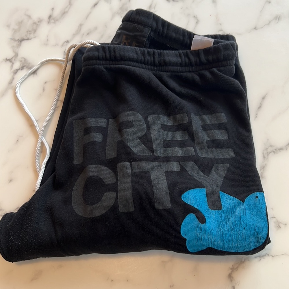 Free city black pants size L - Picture 6 of 6